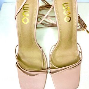 Cute beige strap around the calf EGO Heels